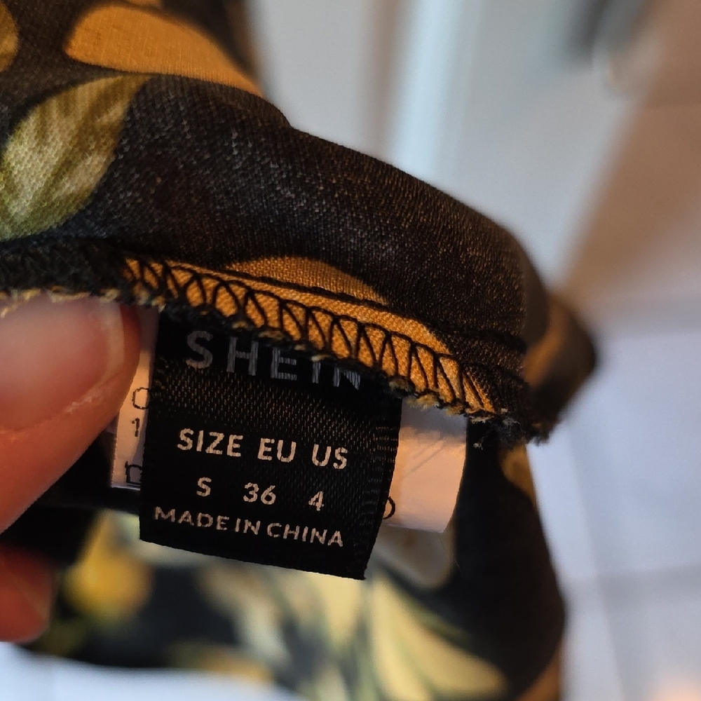 SHEIN Black and Yellow Floral Dress - Picture 2 of 8